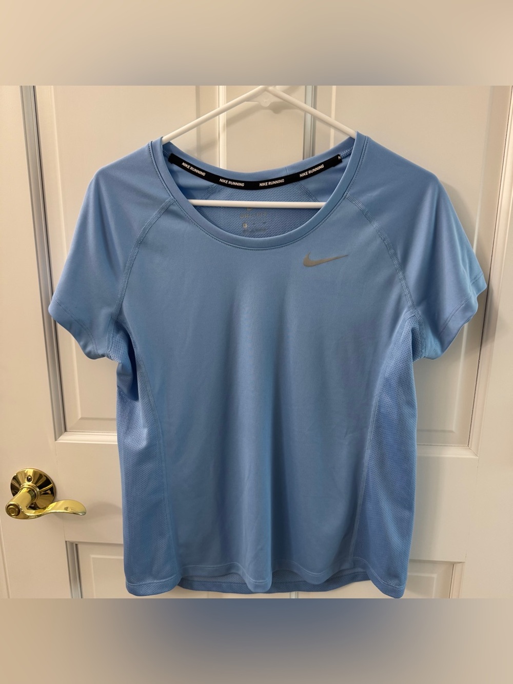 Nike Running Dri-Fit Shirt 💙